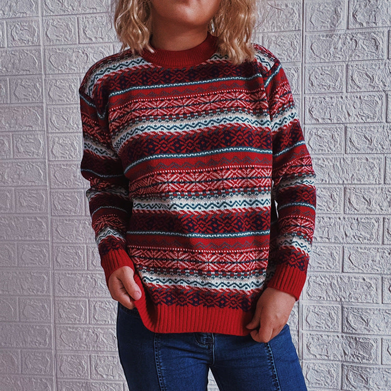 Knitted Sweater With Ethnic Print Crew Neck