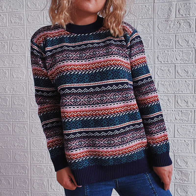 Knitted Sweater With Ethnic Print Crew Neck